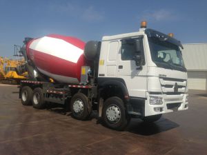 China Sinotruk HOWO Mixer Truck, Concrete Transit Mixer